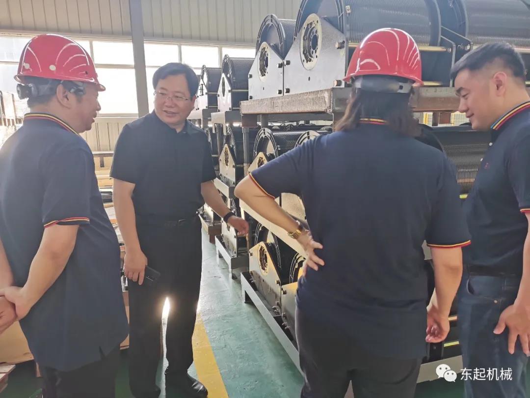 市產(chǎn)業(yè)集聚區(qū)黨委副書記、管委會主任宋太俊一行蒞臨東起集團考察調(diào)研